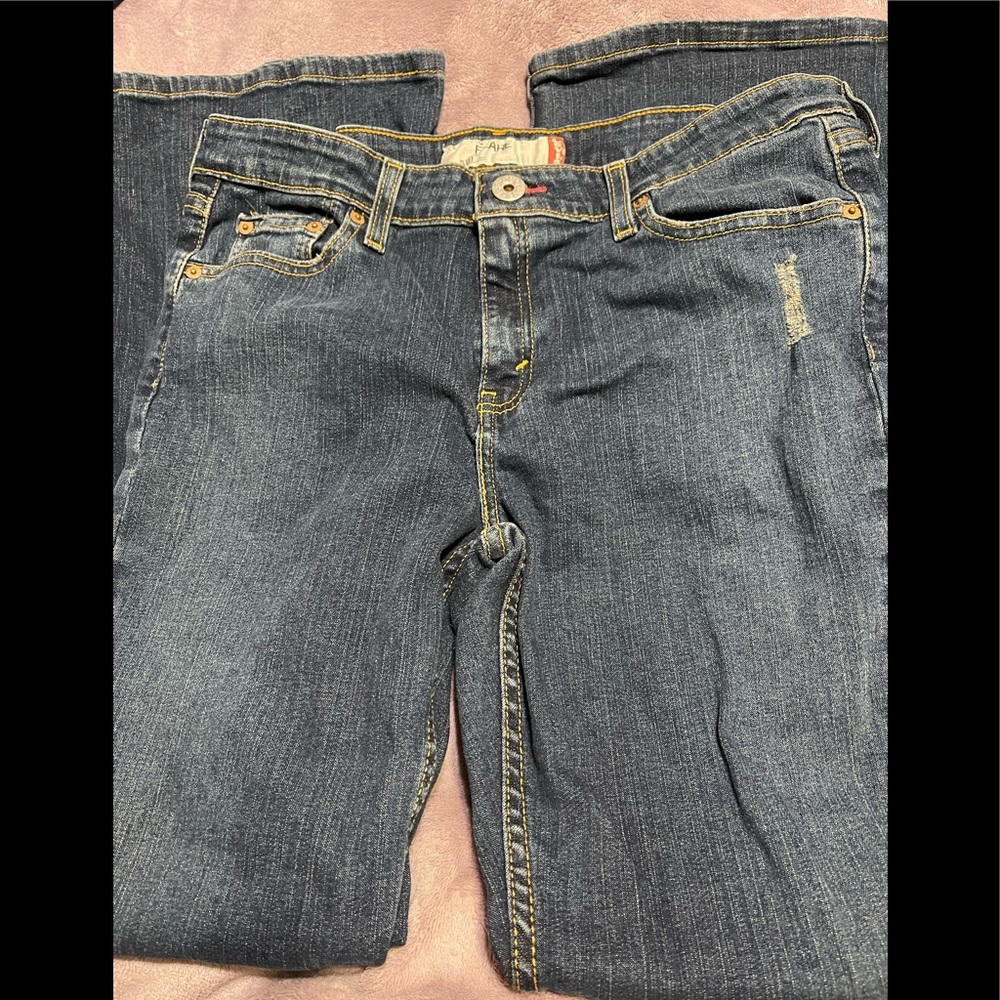 Woman’s Levis 519 Flare Jeans Size 13M - 31 inseam